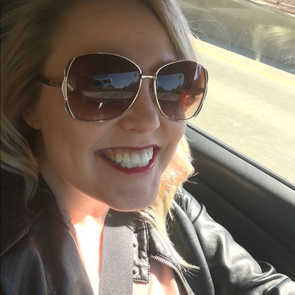 Meet your Posher, Jami